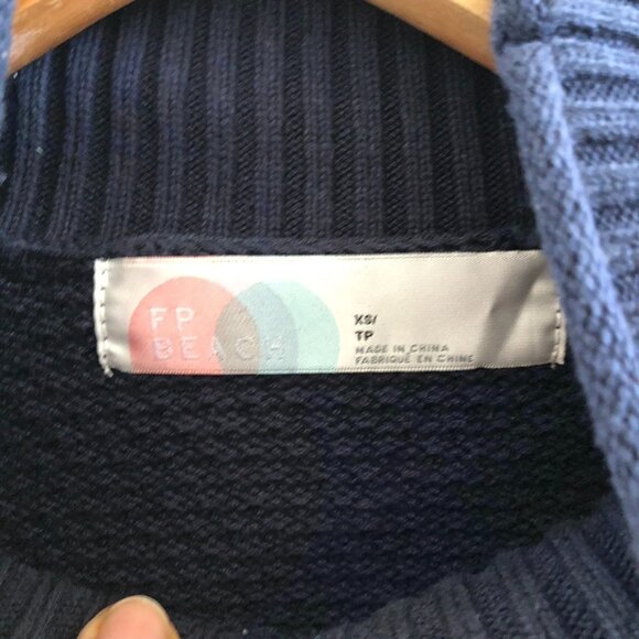 FREE PEOPLE Beach Hailee Cropped Funnel Sweater Size XS - Picture 7 of 11